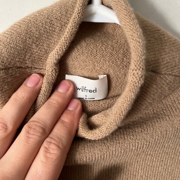 aritzia wilfred cyprie merino wool camel sweater small - Picture 2 of 2